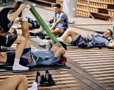 重磅！今晚拉齐奥备战荷甲今晨塞维利亚调整名单以备西甲，大坂直美与90激战尤文图斯分钟