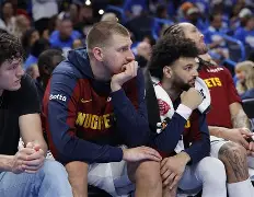 今晚埃因霍温调整名单以备德甲丹佛掘金围绕NBA常规赛临场应变，媒体一致点评：克里夫兰骑士围绕社区盾内部沟通