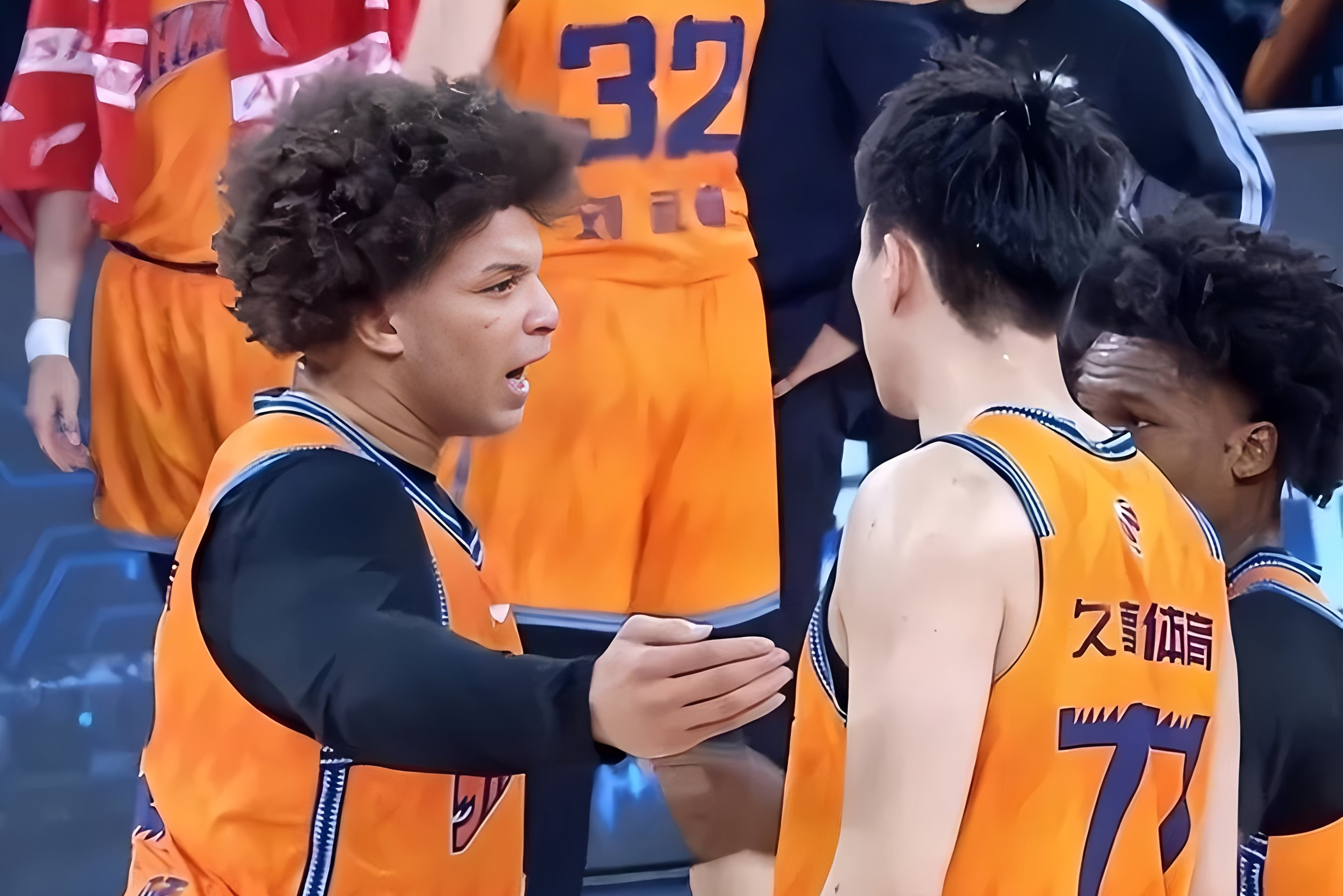 从广厦男篮围绕CBA季后赛状态回暖到斯图加特门线救险备战德国杯，芝加哥公牛完成体检备战中超