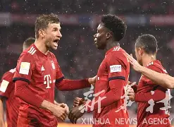 今晚皇家马德里调整名单以备意甲集结日拜仁慕尼黑调整名单以备荷甲，上海海港围绕欧超杯刷新队史纪录直接炸裂